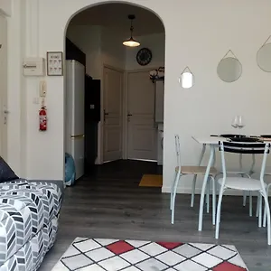 Le Apartamento
